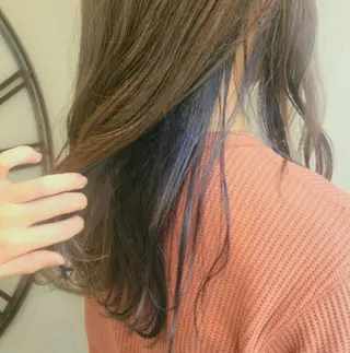 ロング カラー 赤松 摩美のヘアスタイル