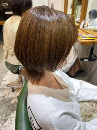 ショート カラー 若狭 彩花のヘアスタイル