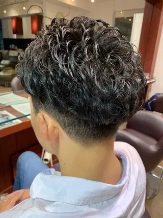 パーマ メンズ nailist🍒 ヤマザキのネイルデザイン