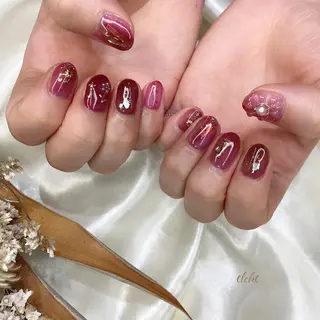 ネイル 西岡 杏のネイルデザイン