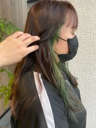 ロング カラー no4ナチュラル戸祭所属・山越 美裕樹のヘアスタイル