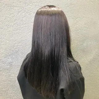 ロング カラー LOVERIA KURUME所属・村上 佳織のヘアスタイル