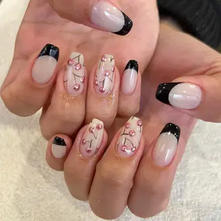 ネイル Cleo🧸伏見店 mikiのネイルデザイン