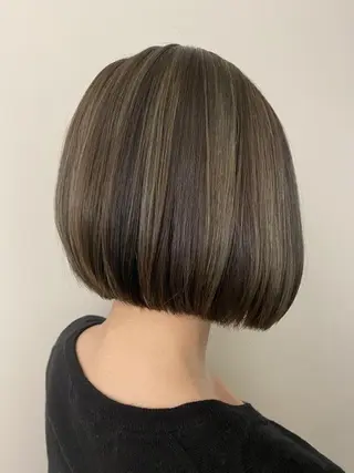 カラー 透明感カラー 山中のヘアスタイル