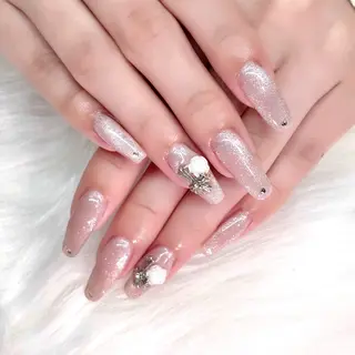 ネイル 🩰fein. hana🫧のネイルデザイン