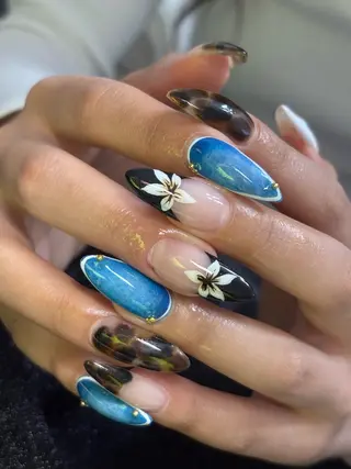 ネイル ✴︎ Delightのネイルデザイン