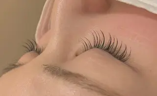 マツエク・マツパ レイヤー×顔周 り×髪質改善/MIUのヘアスタイル