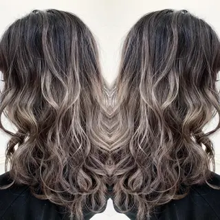 ロング カラー N° jillva ♦️川端裕司♦️のヘアスタイル