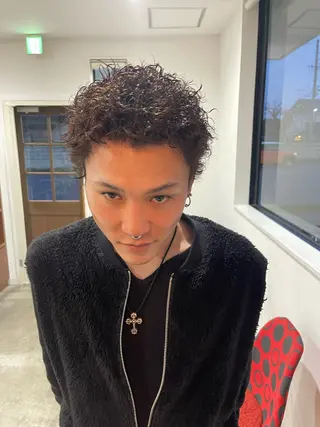 ショート パーマ SASAnagano 岩下サードゥのヘアスタイル