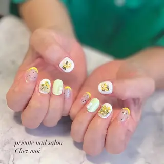 ネイル KOMINE TOMOKOのネイルデザイン