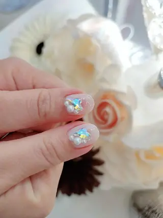 ネイル RUNWAY 　　の眉毛・アイブロウイメージ