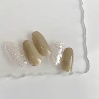 ネイル Aoi💅🏻 表参道のネイルデザイン