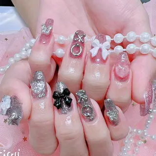 ネイル 🎀まゆ 🪽🐾のネイルデザイン