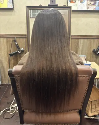 ロング D-aimer- ディーエメのヘアスタイル