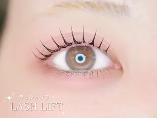 マツエク・マツパ 束感まつげ🐰アカリ /目元分析×似合わせのマツエク・マツパデザイン