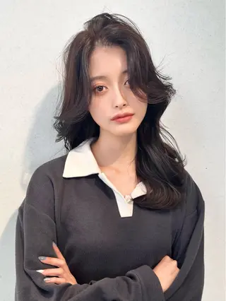 セミロング 韓国ハッシュカット/ 新宿/髪質改善/岡崎のヘアスタイル