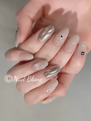 ネイル Kurehashi Yui🧸のネイルデザイン