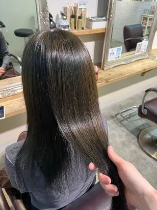 ロング カラー フェザーパーマ🌙 毛流れ yuzukiのヘアスタイル