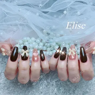 ネイル 🌷 Mooning 🌷のネイルデザイン