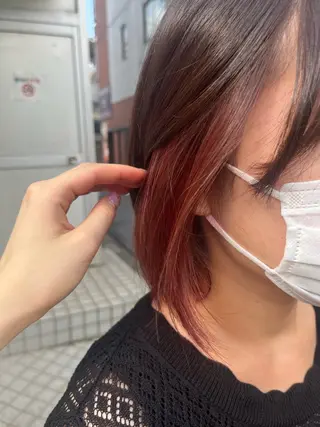 カラー 安達 葵のヘアスタイル