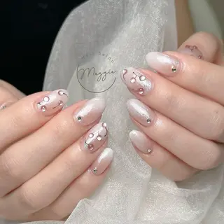 ネイル Maggie Nail🦩のネイルデザイン