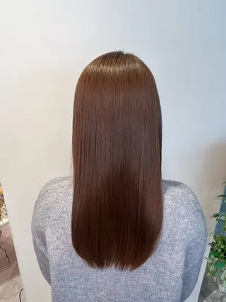 ロング グラースアンジュ浦和ワシントンホテル店所属・新井 愛佳のヘアスタイル