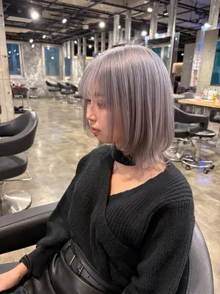 ショート カラー ハイトーン 横浜💞ミオのヘアスタイル