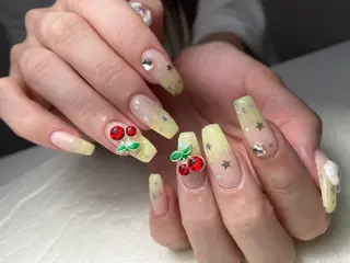 ネイル 山崎 怜のネイルデザイン