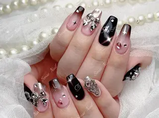 ネイル Queening 🦋のネイルデザイン