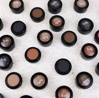 Reta hair所属・risa 眉毛×フェイシャルの眉毛・アイブロウイメージ