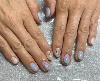 ネイル VIERU 🌈🎀💖のネイルデザイン