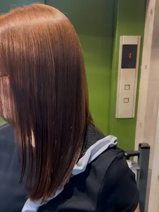 ロング nagi レイヤーカットのヘアスタイル