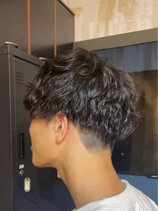 パーマ メンズ bauhaus hair所属・バウハウスヘア ひなのヘアスタイル