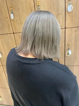 ミディアム 透明感color吉田 沙羅のヘアスタイル