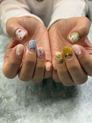 ネイル FIORITURA Maikoのネイルデザイン