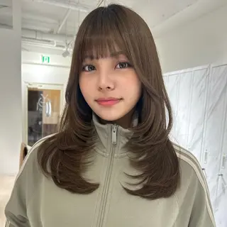セミロング カラー yuuka 🖤韓国ヘア🖤のヘアスタイル