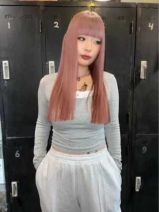 ロング ハイトーンカラー🍑 心斎橋のヘアスタイル
