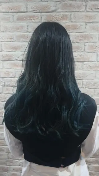ロング カラー 赤松 摩美のヘアスタイル