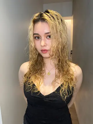 ロング パーマ HARE &nail ☪️remiのヘアスタイル