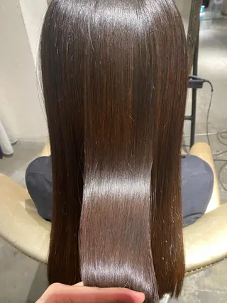 ロング 植田 彩加のヘアスタイル