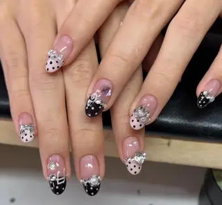 ネイル エリ🫧 nail池袋東口のネイルデザイン