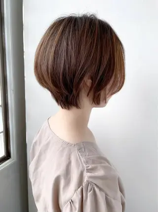 ショート ボブ/ハイトーン/ 岡山駅/別曽遥也のヘアスタイル