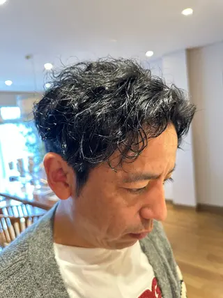 ショート パーマ 津田 幹太のヘアスタイル