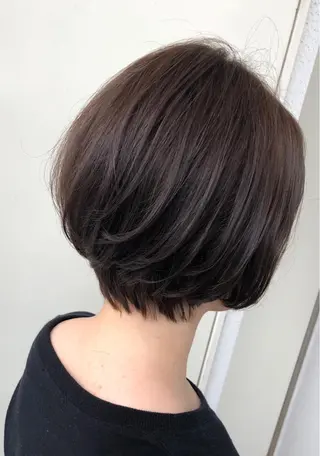 ショート カラー 荒木 康太のヘアスタイル