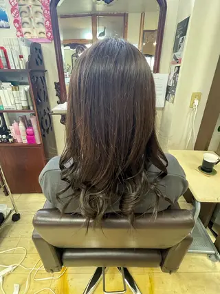 ロング 桑野 葵のヘアスタイル
