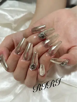 ネイル riri オーナーのネイルデザイン