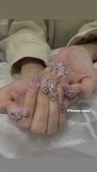 ネイル イフビューティ Yuimiのネイルデザイン