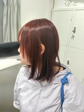 カラー NILLU所属・林 真依のヘアスタイル