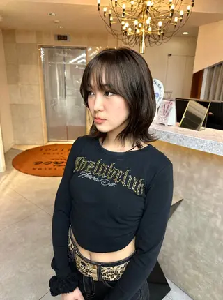 ショート カラー 韓国/レイヤー/ 透明感🩶ひかる🩶のヘアスタイル