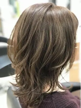 ミディアム リュウ美容室所属・佐々木 綾のヘアスタイル